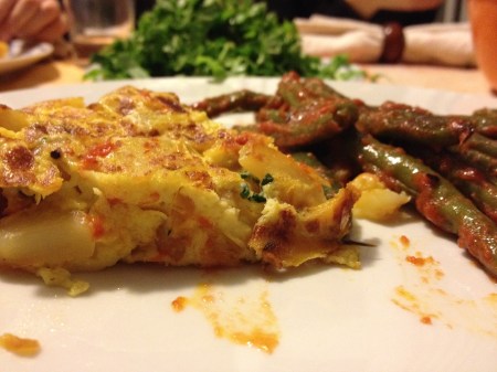 frittata con peperoni patate e basilico
