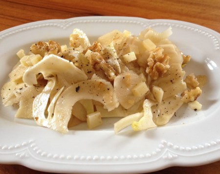 Insalata finocchi,noci,formaggio, mele