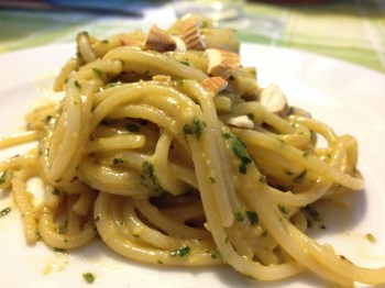 Pesto alle mandorle